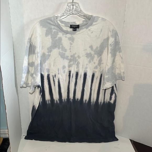 Old navy Black and White Short Sleeve Tee - Picture 1 of 7